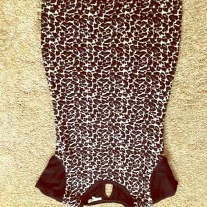 Sweater/knit leopard dress